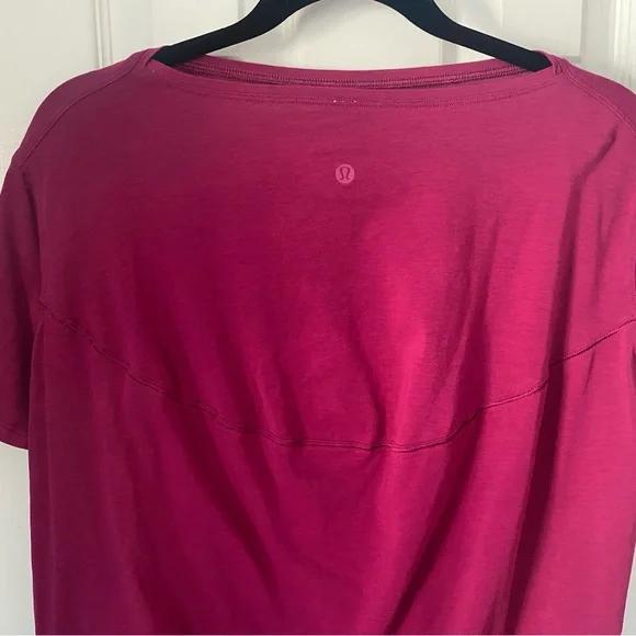 FINAL PRICE CUT LULULEMON Back in Action Pink Short Sleeve size 4-6  21” ptp - Picture 4 of 13